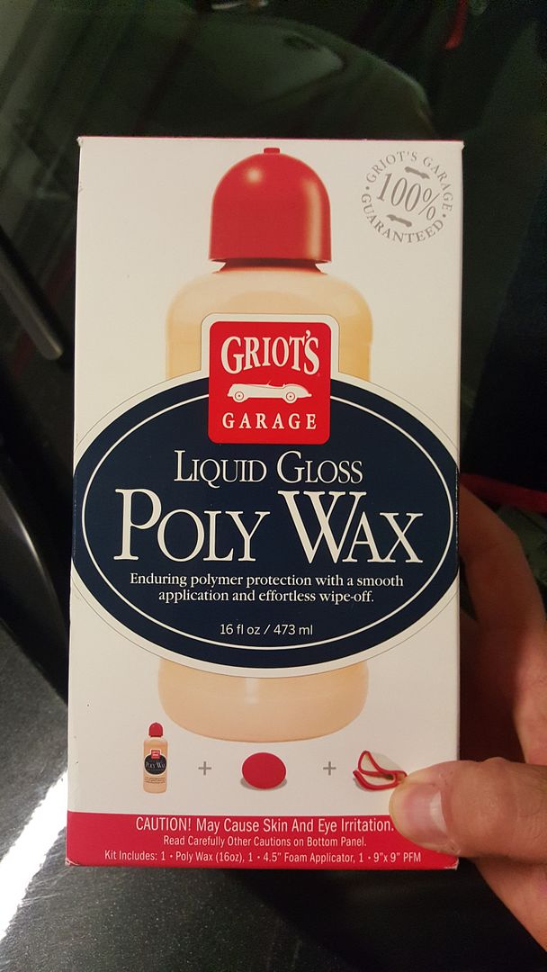 Griot's Garage Liquid Gloss Poly Wax Review